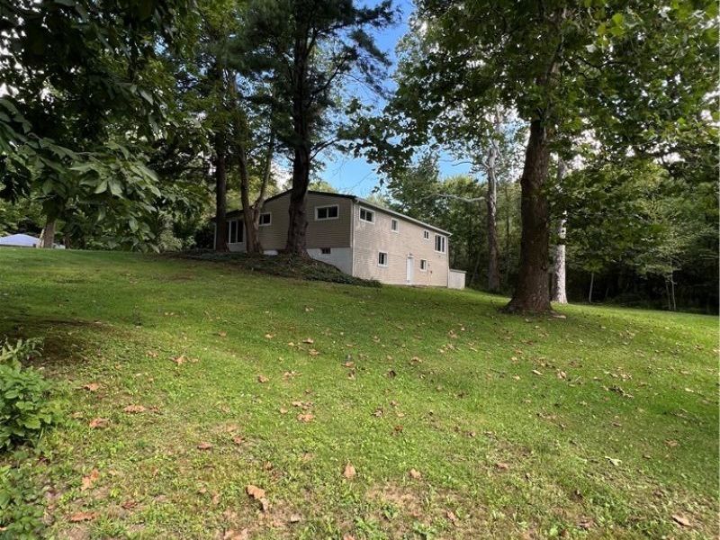 3112 Latimer Road, Rock Creek, OH 44084 Photo 12