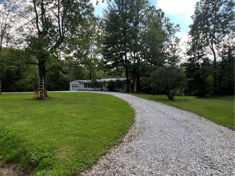 3112 Latimer Road, Rock Creek, OH 44084 Photo 6