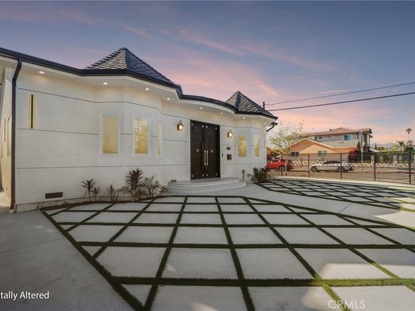 8149 Saint Clair Avenue, North Hollywood, CA 91605