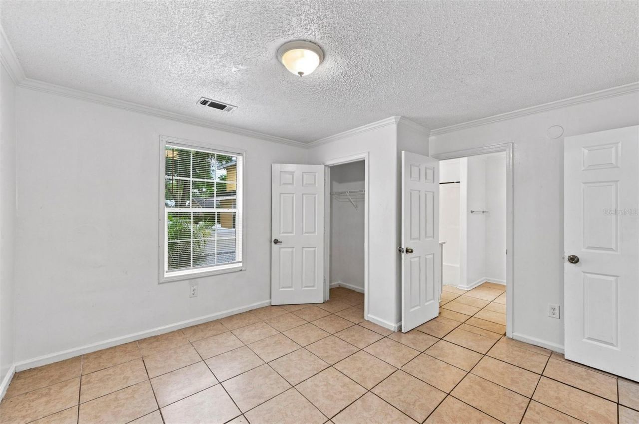 1037 12th Avenue S, Saint Petersburg, FL 33705 Photo