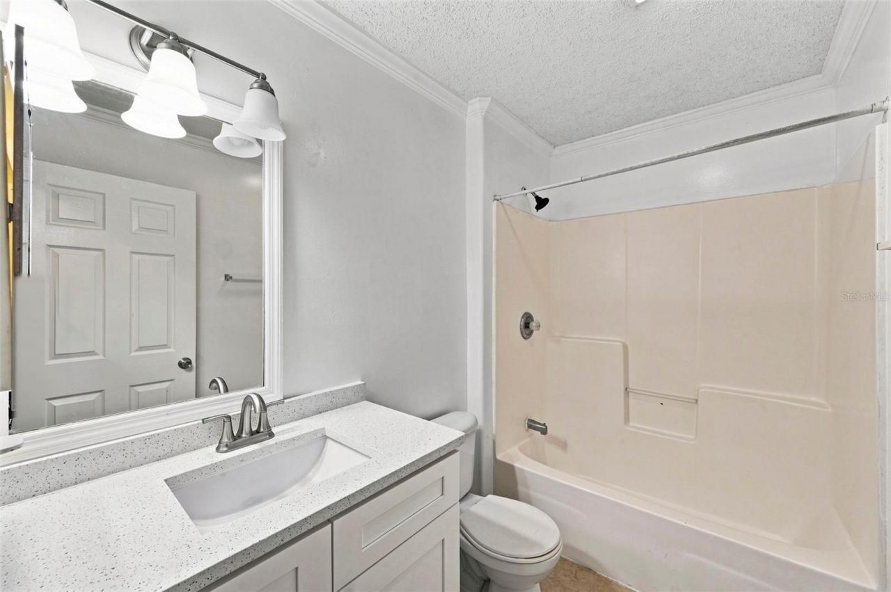 1037 12th Avenue S, Saint Petersburg, FL 33705 Photo