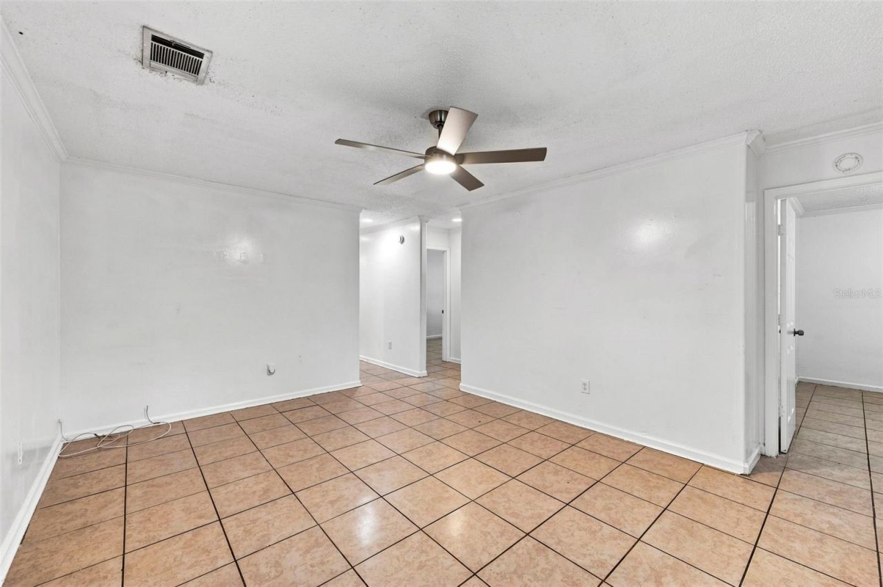 1037 12th Avenue S, Saint Petersburg, FL 33705 Photo