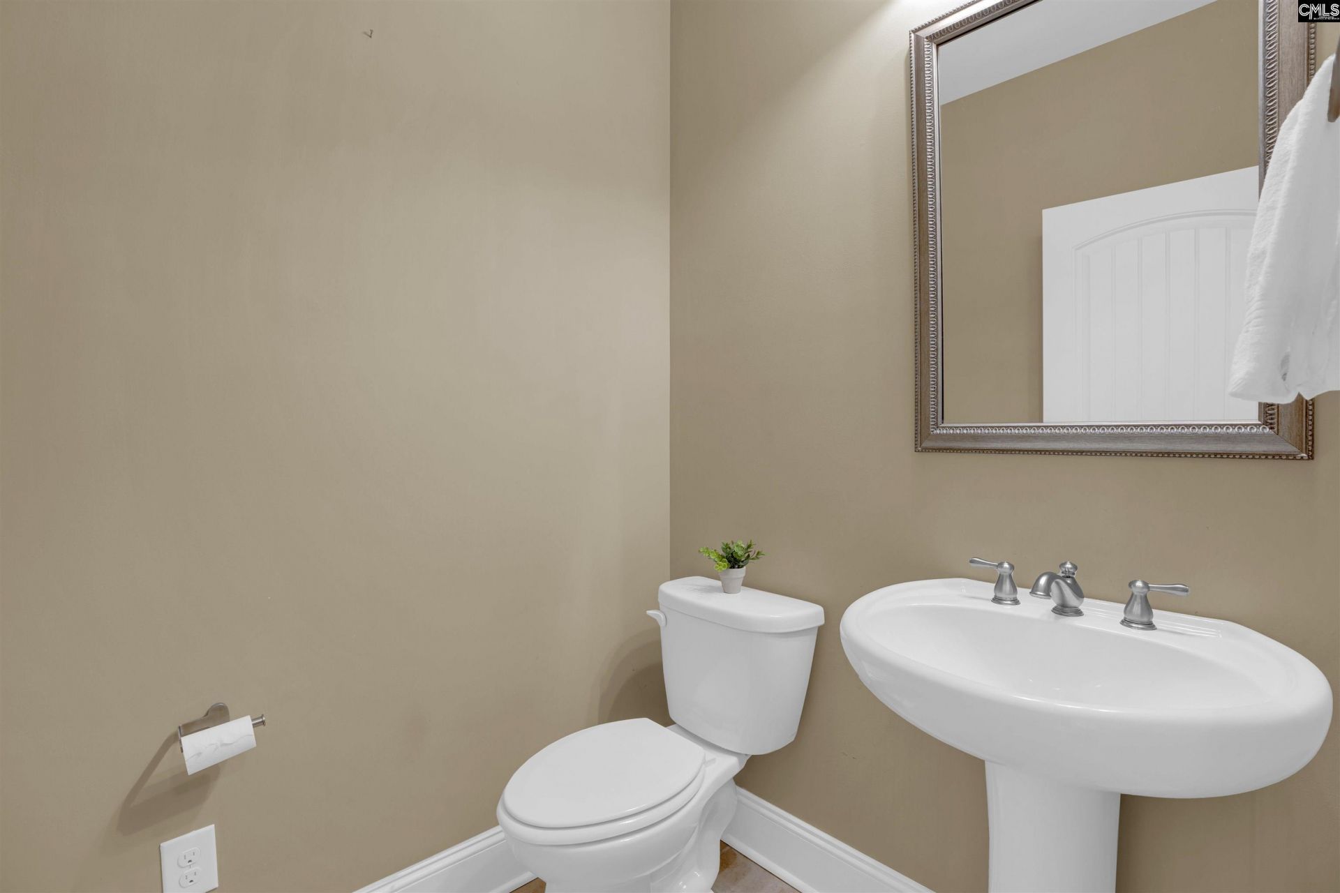 227 Portsmouth Drive Photo 12