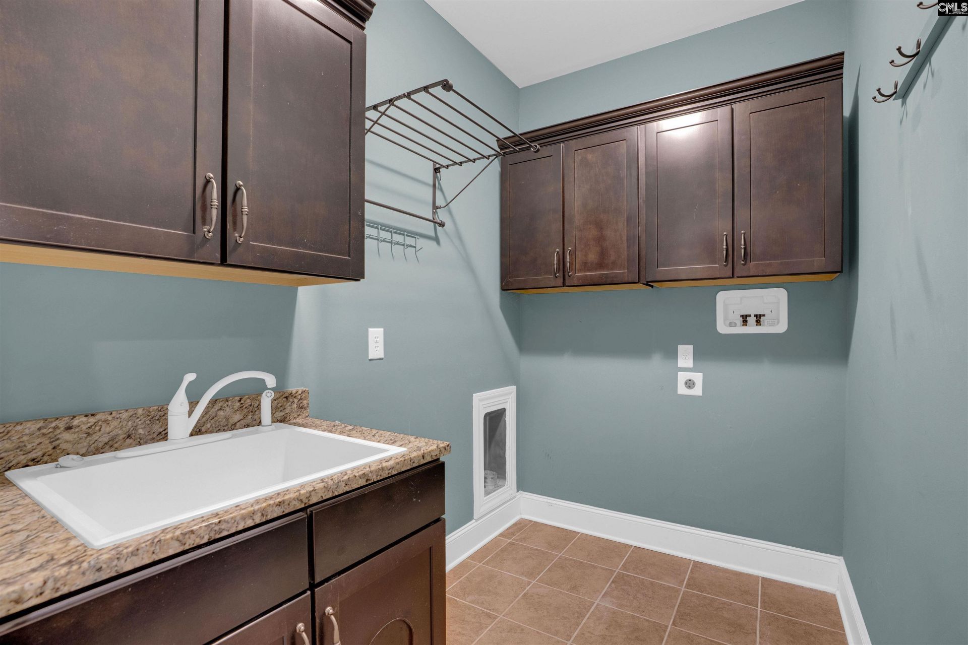 227 Portsmouth Drive Photo 25
