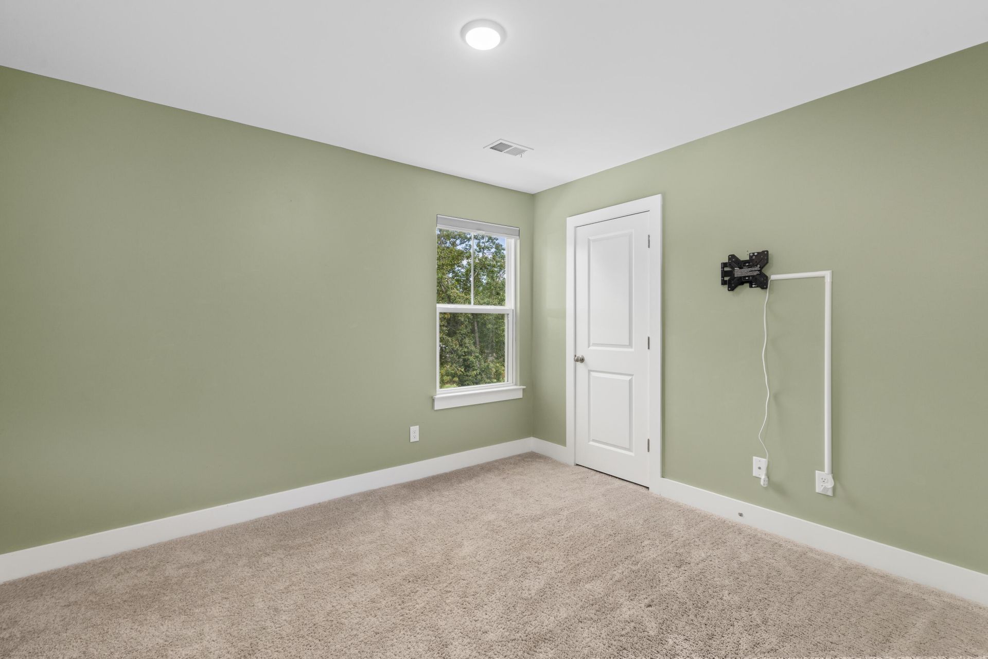 2380 Storen Street Photo 26