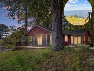 888 CABIN POINT DRIVE, MONTROSS, VA 22520