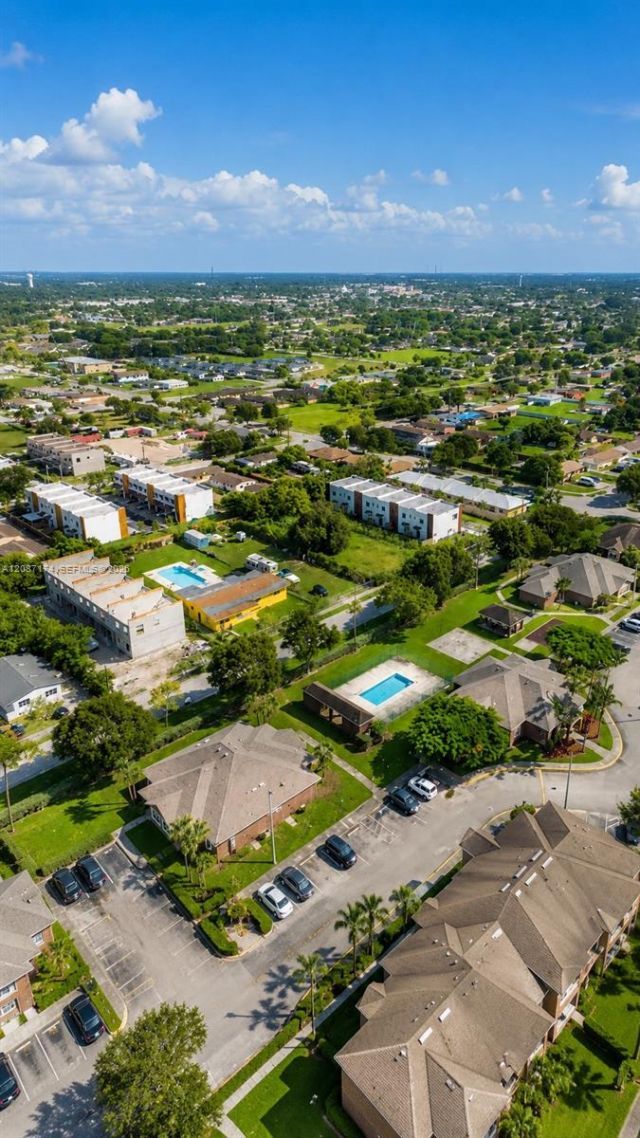 931 NW 12th St, Florida City, FL 33034 Photo