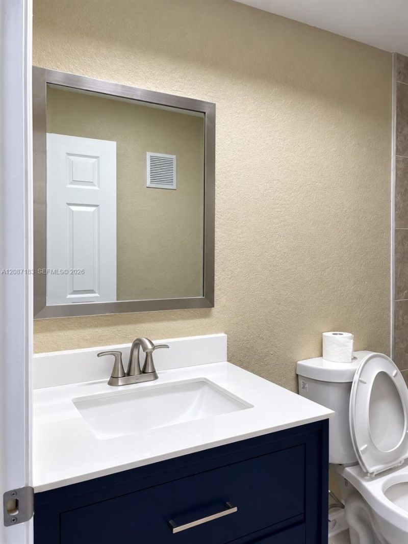 400 NW 65th Ave, Unit 120, Margate, FL 33063 Photo