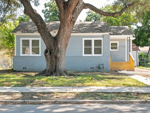 132 ROSS AVE, San Antonio, TX 78225