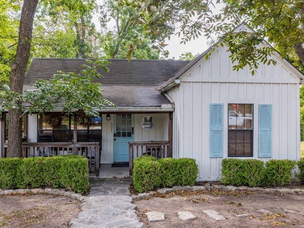 507 W San Antonio, Boerne, TX 78006