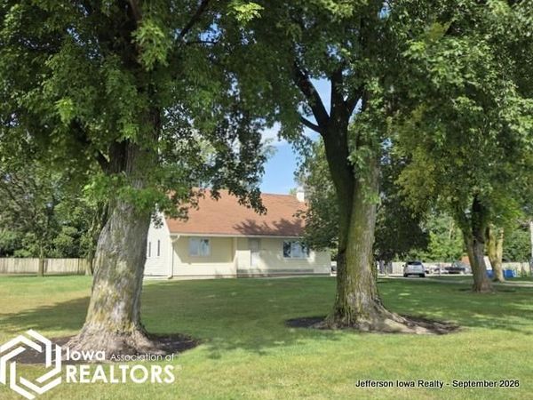 1200 S Mulberry Street, Jefferson, IA 50129