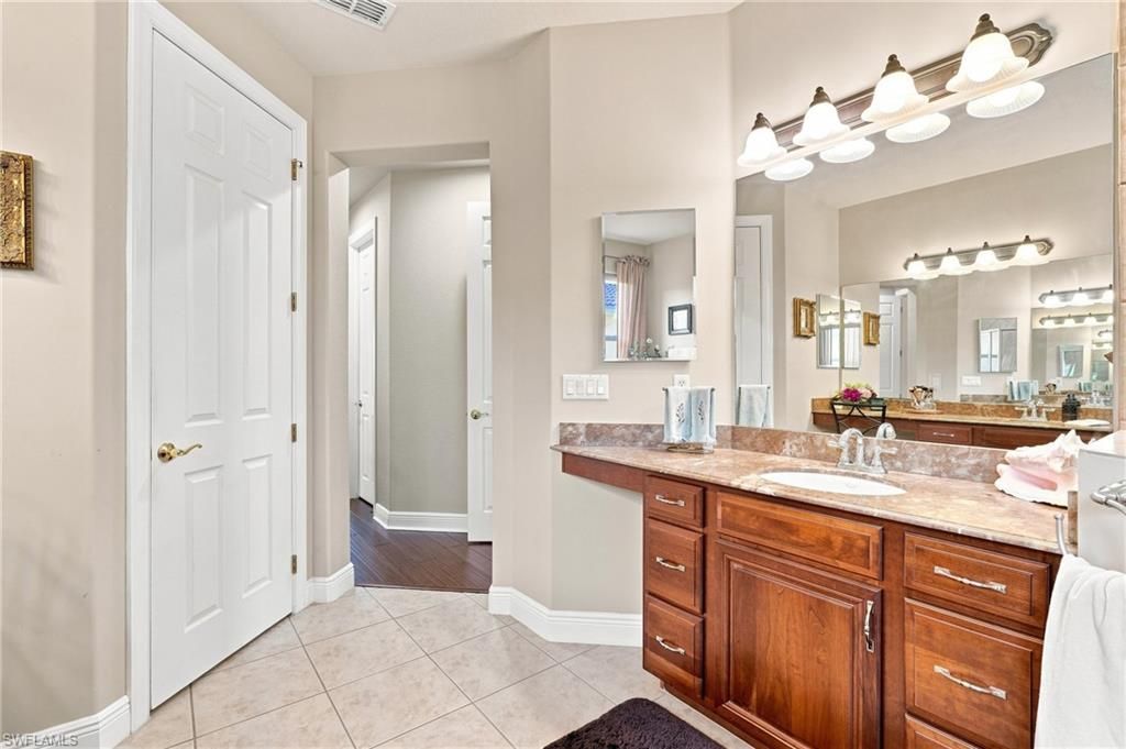 19600 Maddelena Cir, Estero, FL 33967 Photo