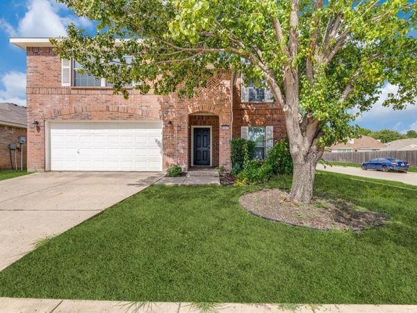 9361 Sundial Drive, Fort Worth, TX 76244