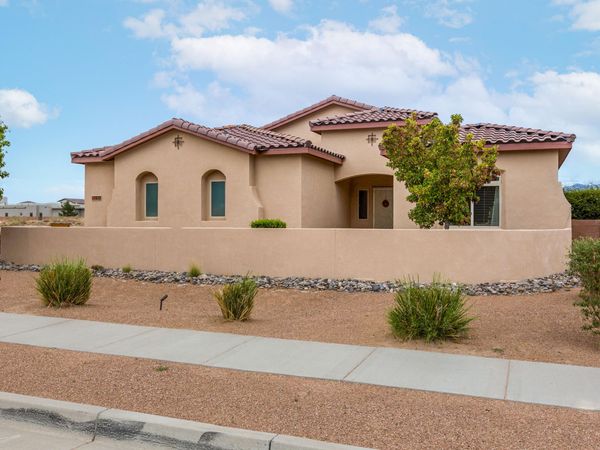 7832 Urraca Street NW, Albuquerque, NM 87120