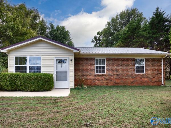 286 Joe Quick Road, Hazel Green, AL 35750