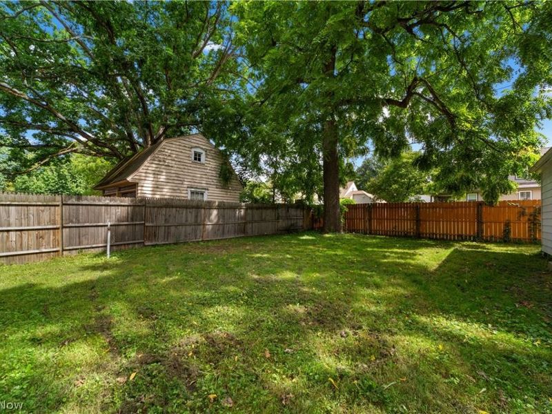751 Roslyn Avenue, Akron, OH 44320 Photo 6