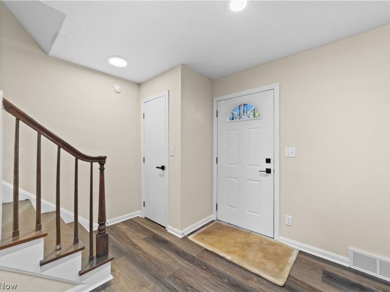 751 Roslyn Avenue, Akron, OH 44320 Photo 9