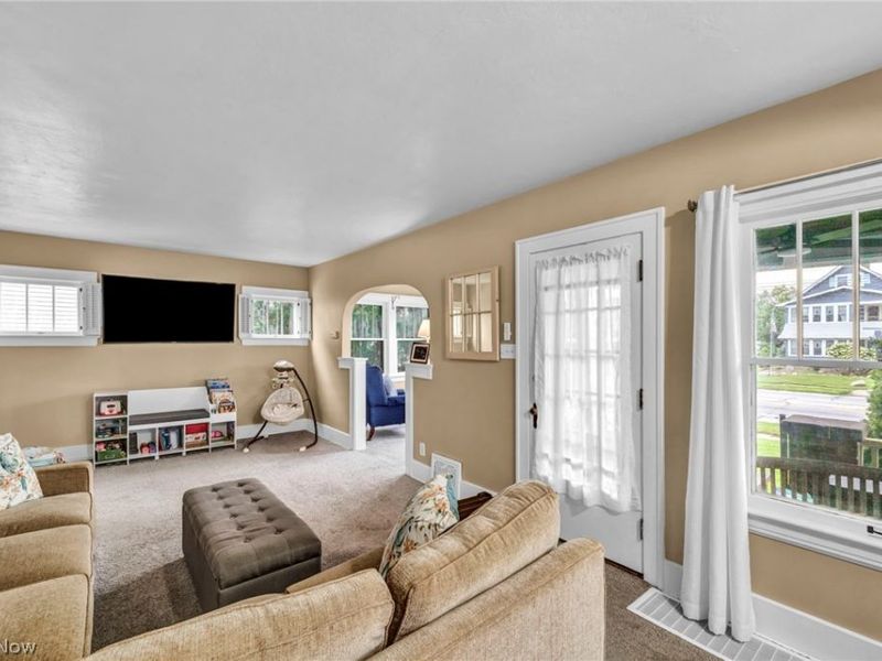2209 W Erie Avenue, Lorain, OH 44052 Photo 13