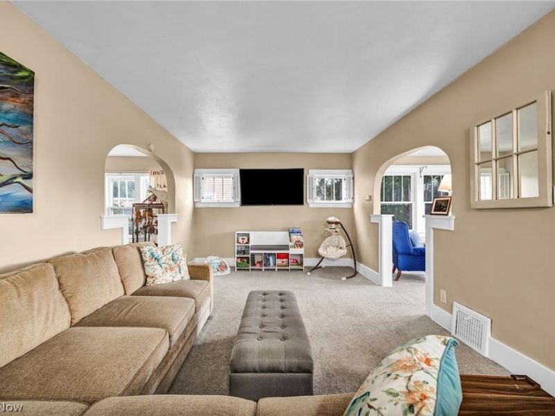2209 W Erie Avenue, Lorain, OH 44052 Photo 4