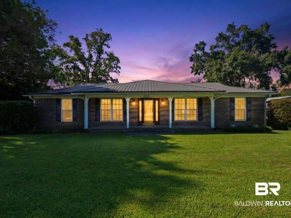 18920 Silverhill Ave, Robertsdale, AL 36567
