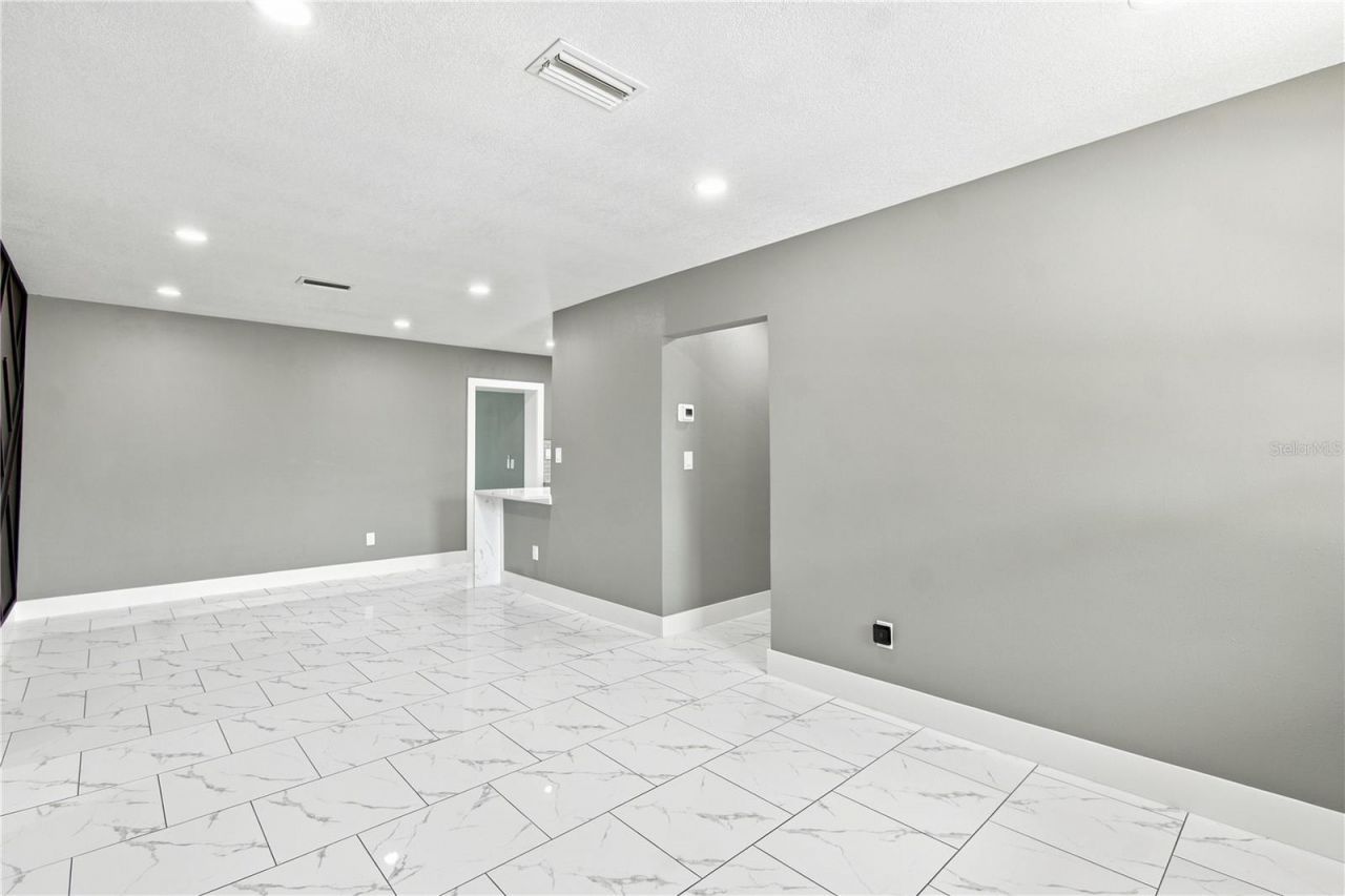 3102 19th Avenue W, Bradenton, FL 34205 Photo