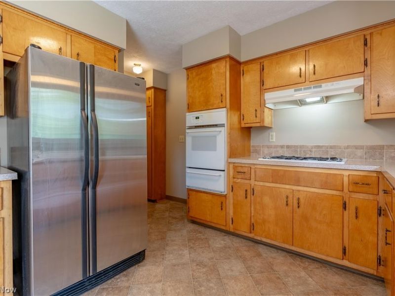 2420 Eastwood Avenue, Akron, OH 44305 Photo 11