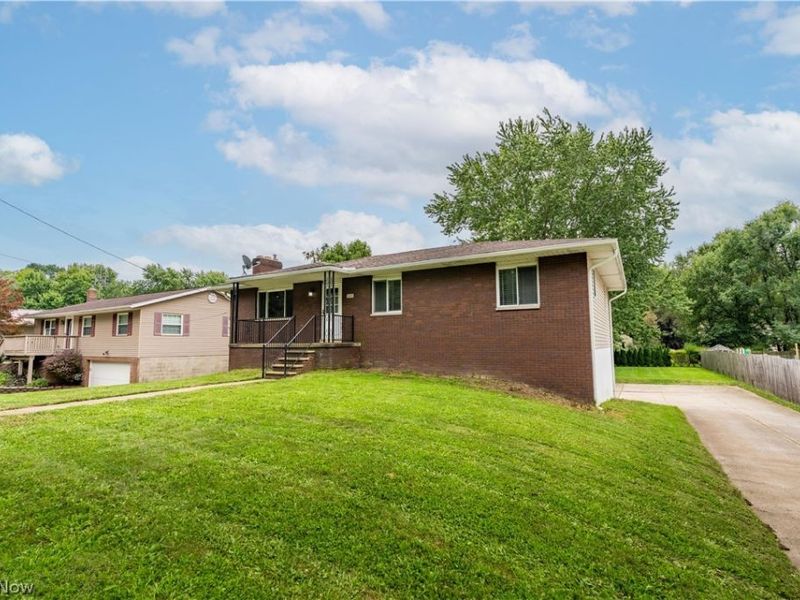 2420 Eastwood Avenue, Akron, OH 44305 Photo 2
