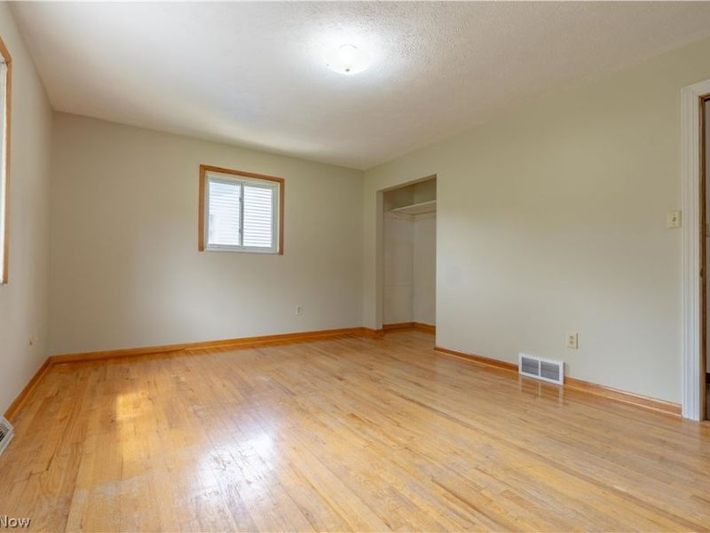 2420 Eastwood Avenue, Akron, OH 44305 Photo 22