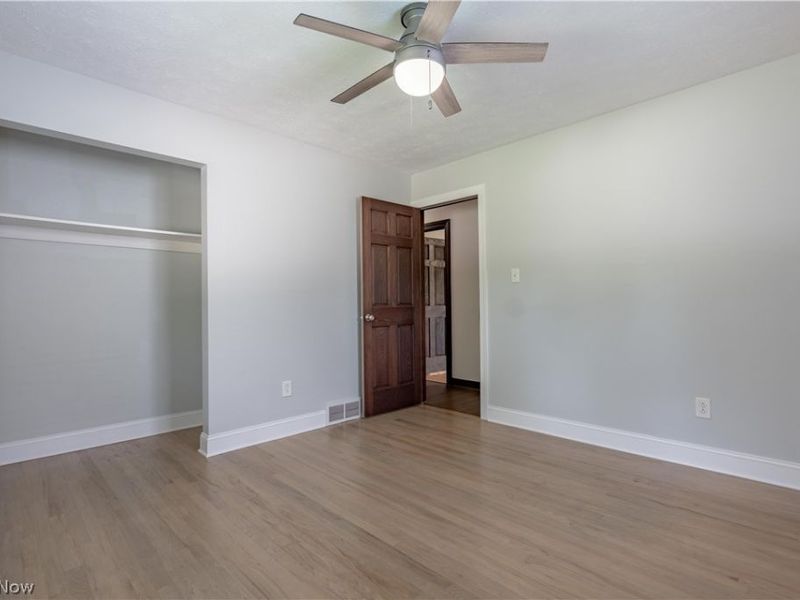 2420 Eastwood Avenue, Akron, OH 44305 Photo 27