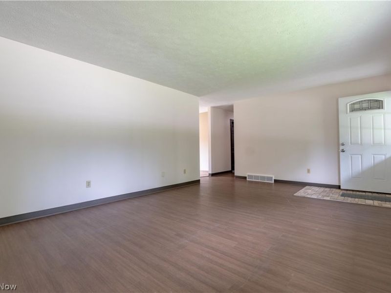 2420 Eastwood Avenue, Akron, OH 44305 Photo 8