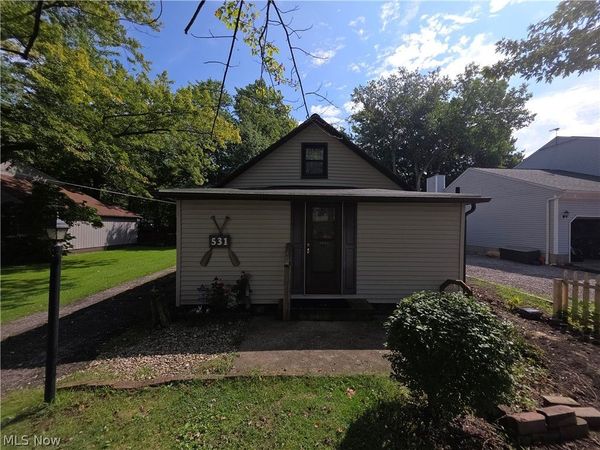 531 Robinwood Avenue , Sheffield Lake, OH 44054
