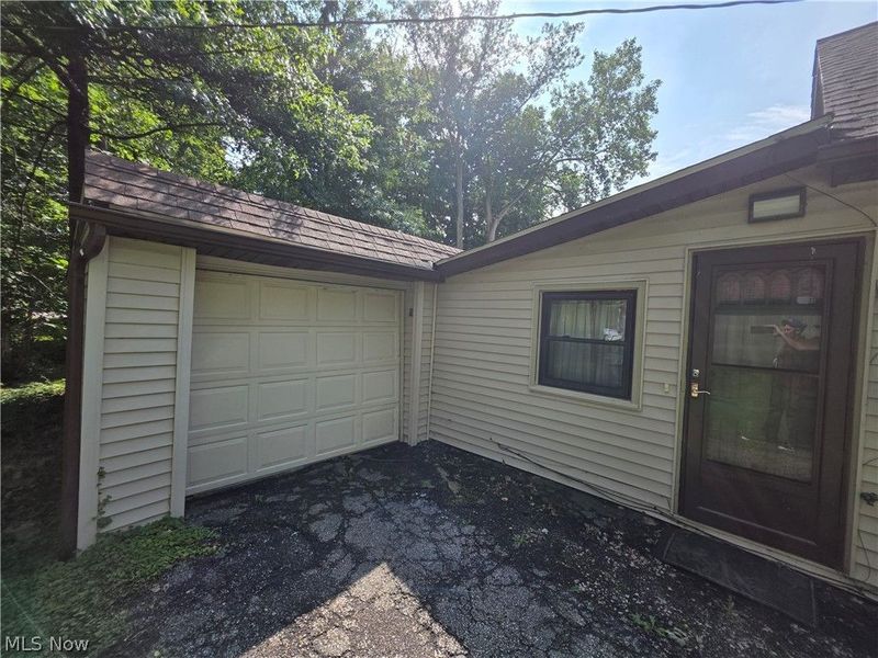 531 Robinwood Avenue, Sheffield Lake, OH 44054 Photo 5