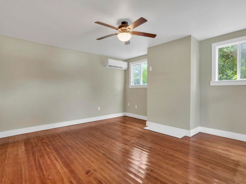 134 Mill Street E, Senecaville, OH 43780 Photo 4