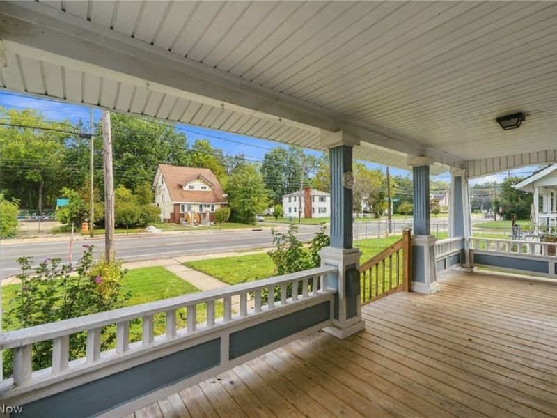 723 Copley Road, Akron, OH 44320 Photo 4