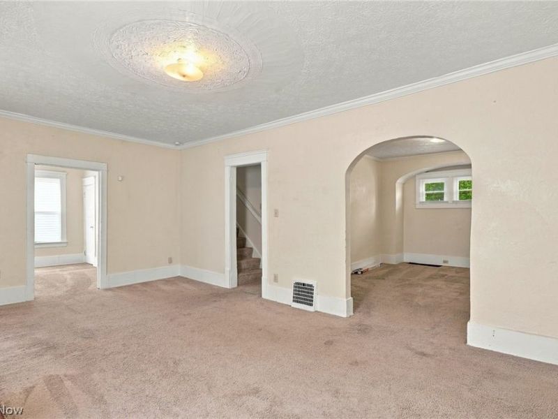 723 Copley Road, Akron, OH 44320 Photo 8