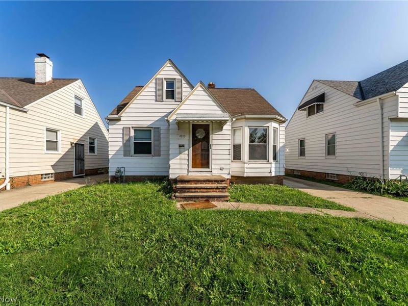 4910 Lincoln Avenue, Parma, OH 44134 Photo 2