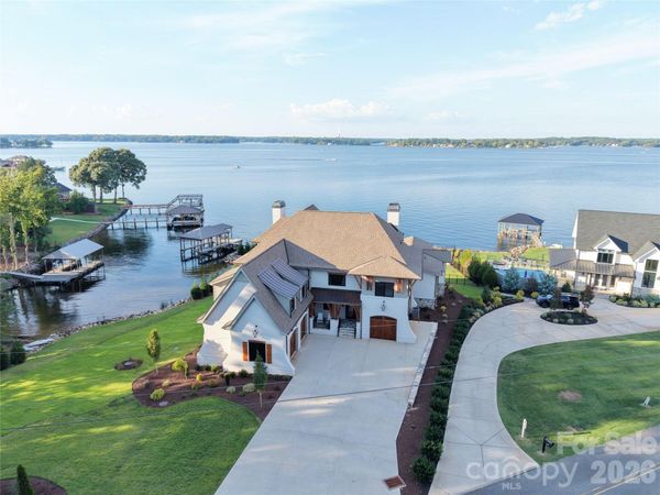 7679 Rabbit Circle , Denver, NC 28037
