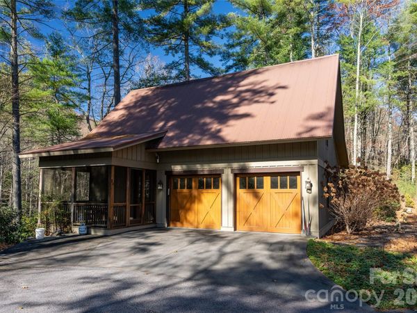 54 Dogwood Branch Road , Zirconia, NC 28790