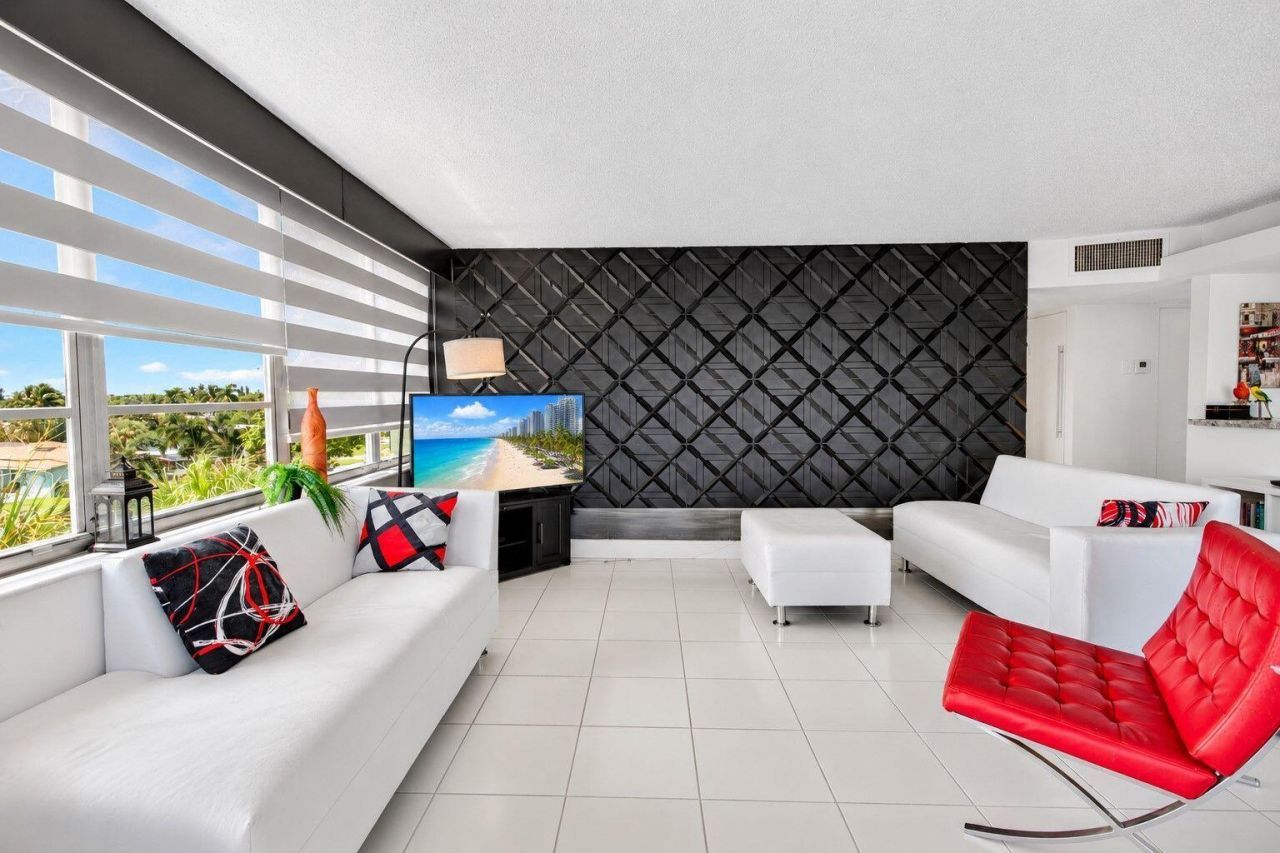 2741 Taft Street, Unit 410, Hollywood, FL 33020 Photo
