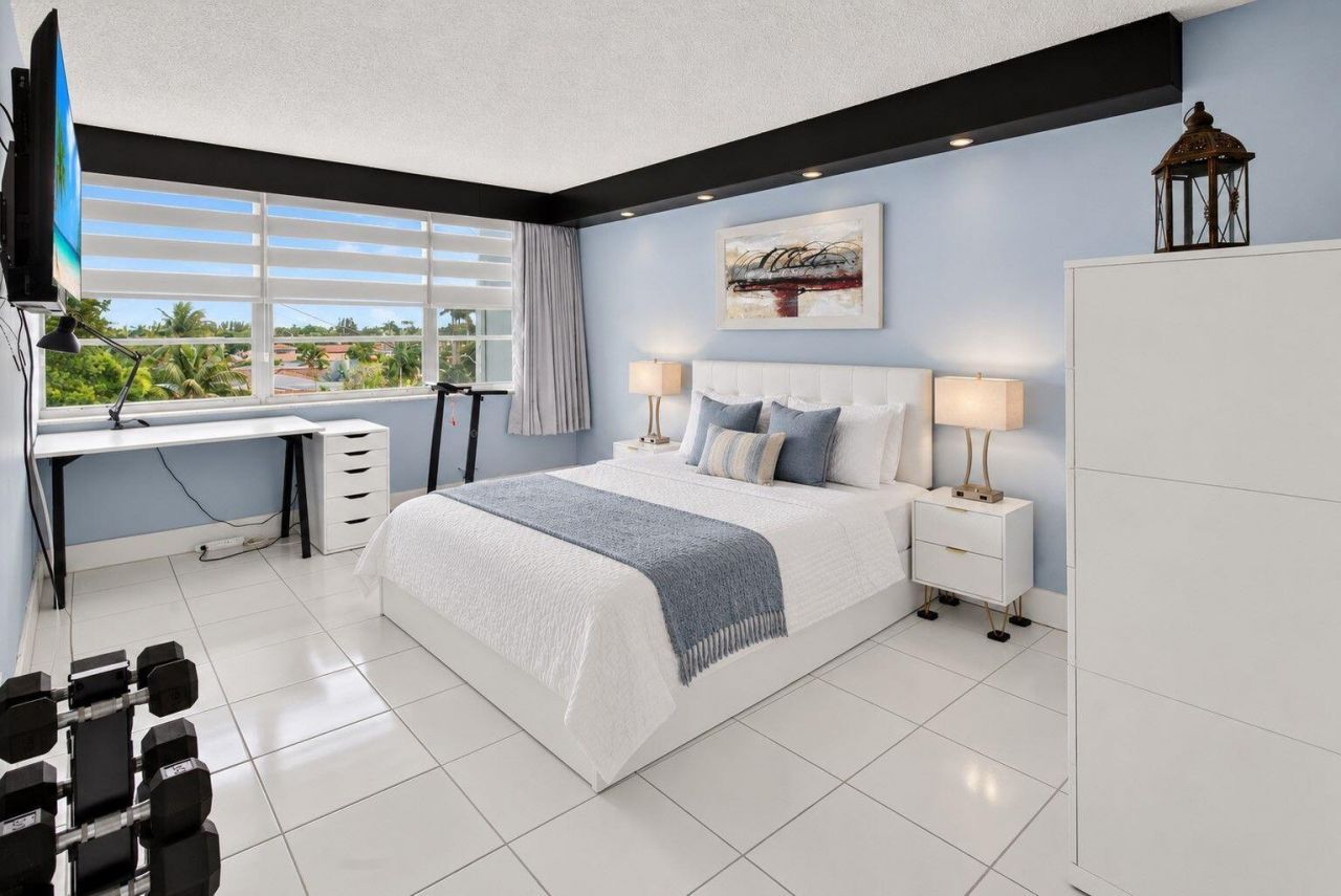2741 Taft Street, Unit 410, Hollywood, FL 33020 Photo