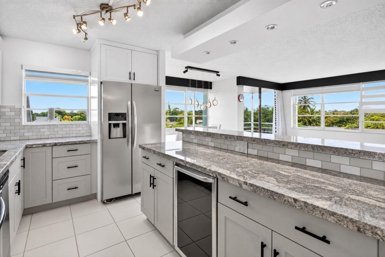 2741 Taft Street, Unit 410, Hollywood, FL 33020 Photo