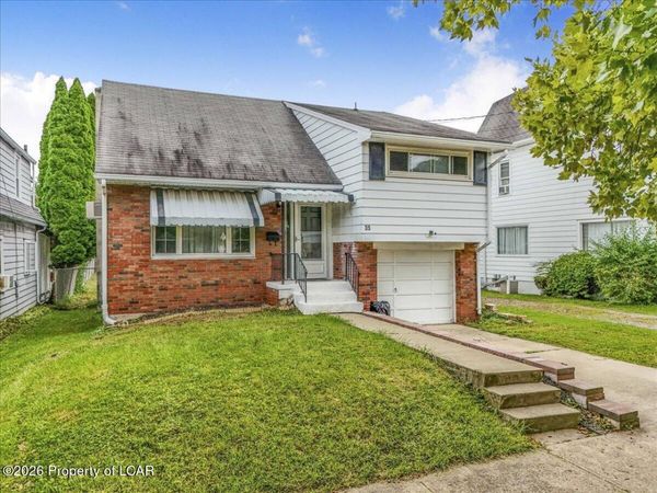 35 W Pettebone, Forty Fort, PA 18704