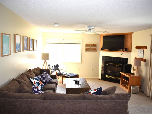 29 Slopeside at Smugglers Notch Resort, Unit 31, Cambridge, VT 05464