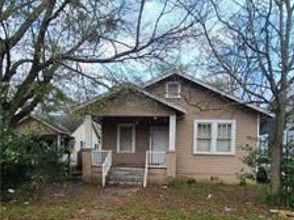 615 Dauphin Island Parkway, Mobile, AL 36606