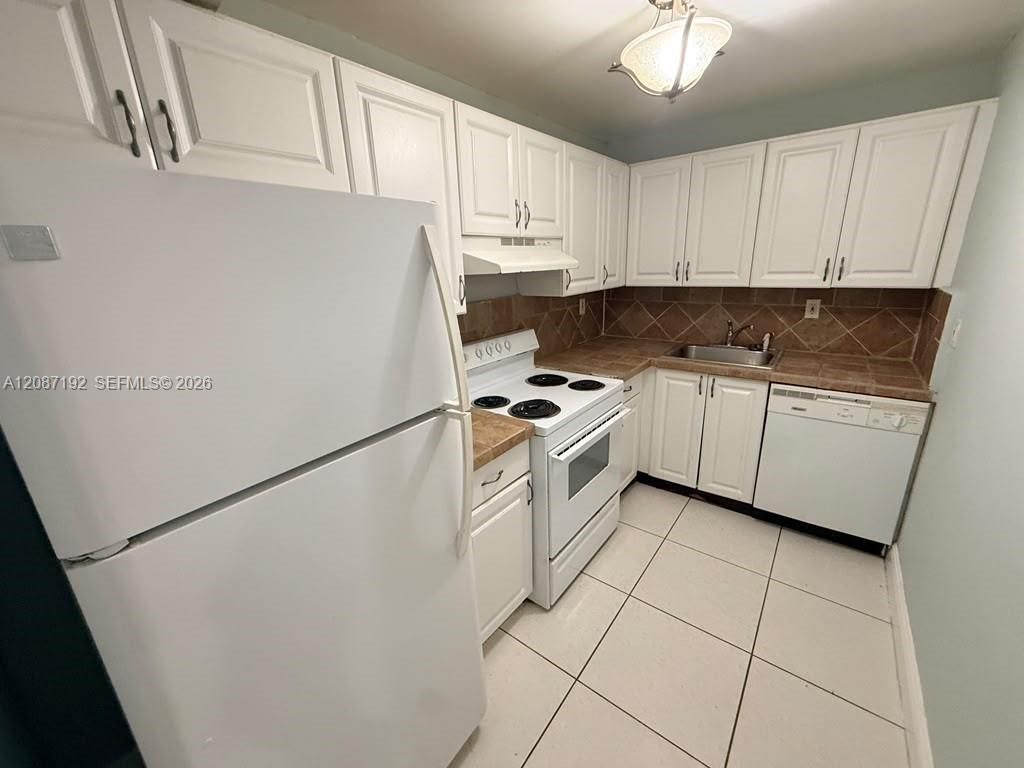 17530 NW 68th Ave, Unit C4010, Hialeah, FL 33015 Photo