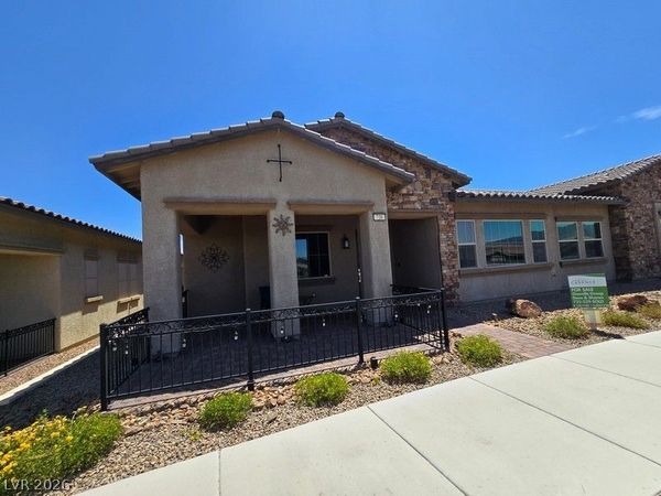 738 Purple Knoll Walk, Henderson, NV 89011