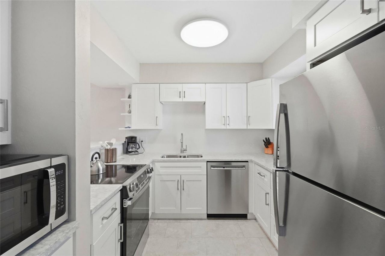 1801 Gulf Drive N, Unit 114, Bradenton Beach, FL 34217 Photo