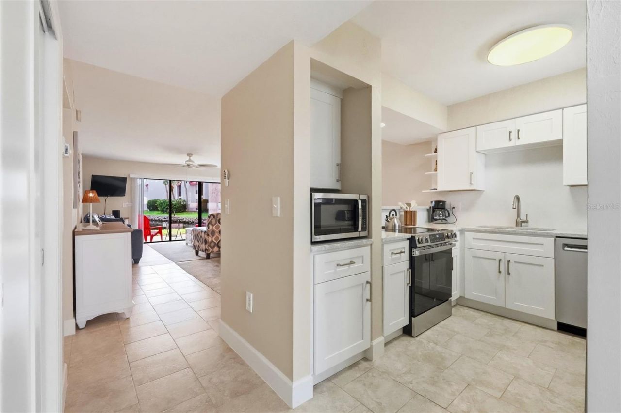 1801 Gulf Drive N, Unit 114, Bradenton Beach, FL 34217 Photo