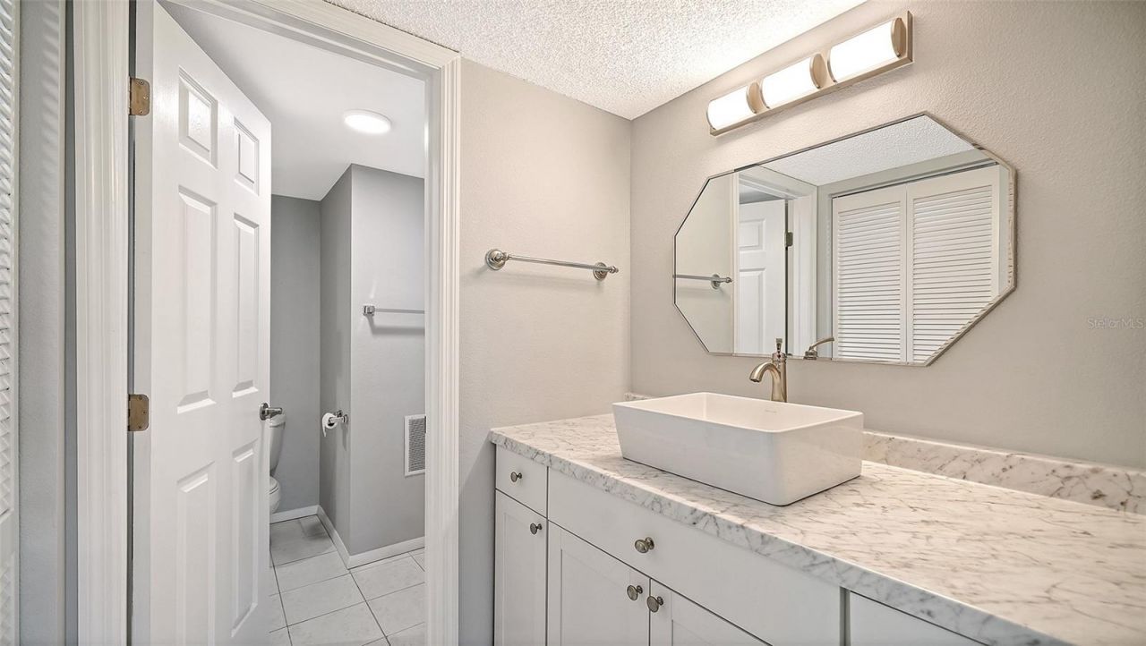 3262 Cross Creek Drive, Unit 3262, Sarasota, FL 34231 Photo