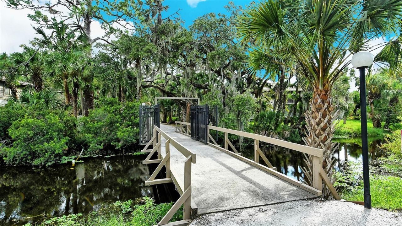 3262 Cross Creek Drive, Unit 3262, Sarasota, FL 34231 Photo